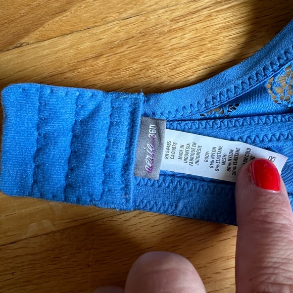 AERIE wireless bra - Picture 3 of 3